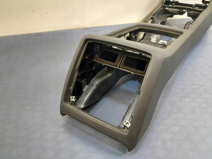 фото №4, Audi a8 d3 рестайлинг туннель средний