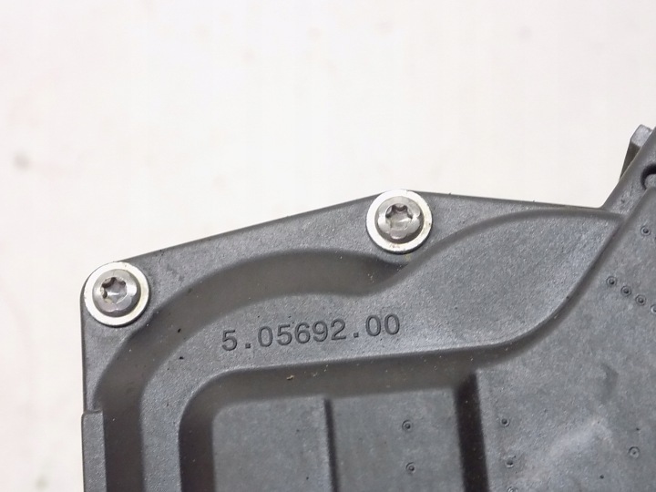фото №10, Дроссельная заслонка 55564164 - opel astra j insignia a zafira c saab 9-5 2.0 cdti