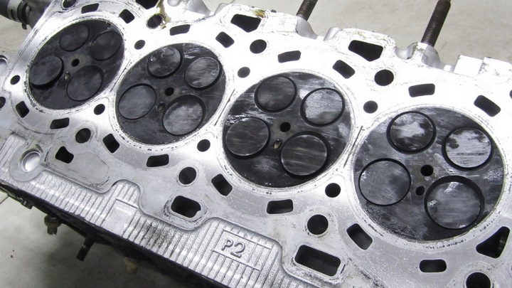 фото №10, Toyota avensis t27 2.0d головка kpl 1ad-ftv 09-16