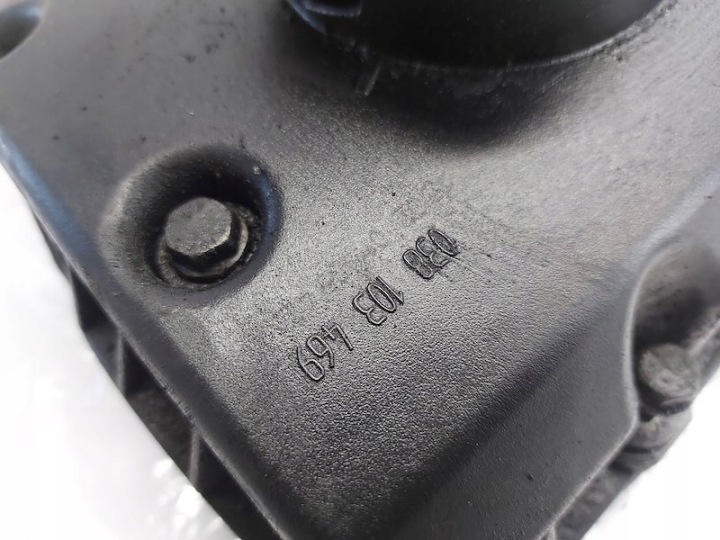 фото №8, Крышка крышка клапанов 038103469 vw passat b5 gp 3bg,3b6 рестайлинг 1.9 tdi awx