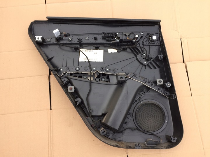 фото №13, Audi q5 8r боковина дверь правый зад задний b&o