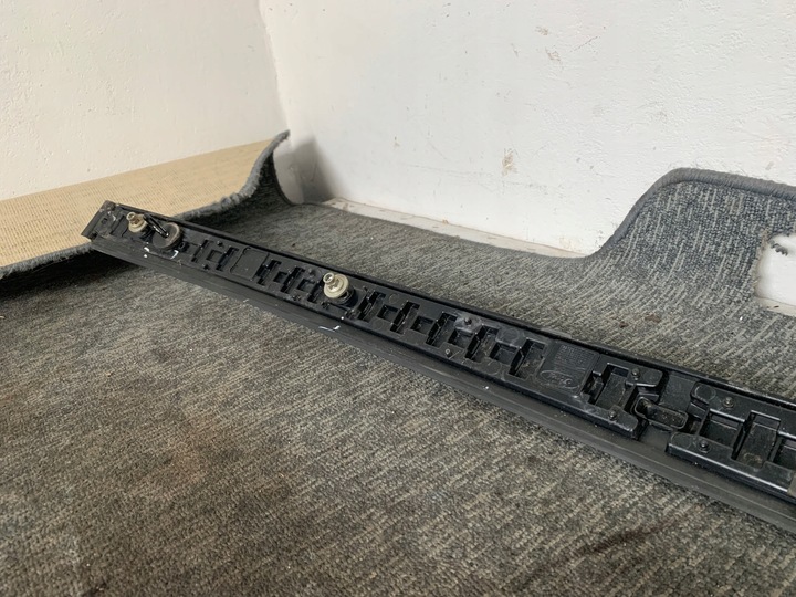 фото №12, Ford mustang mach-e планка крыша правая оригинал