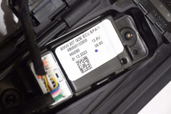 фото №14, Bmw x7 g07 ролета антрацит люк планка захист зад задній малий