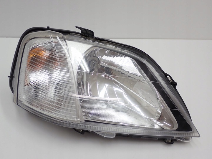 фото №14, Комплектный перед капот лампы бампер европа dacia logan 1.4 07r