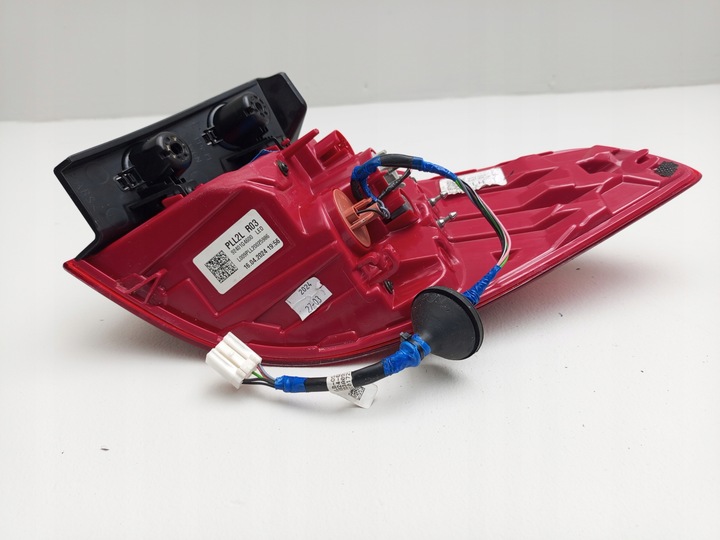 фото №16, Hyundai i30 iii універсал рестайлінг 21- лампа led задня ліва лівий зад 92401-g4600