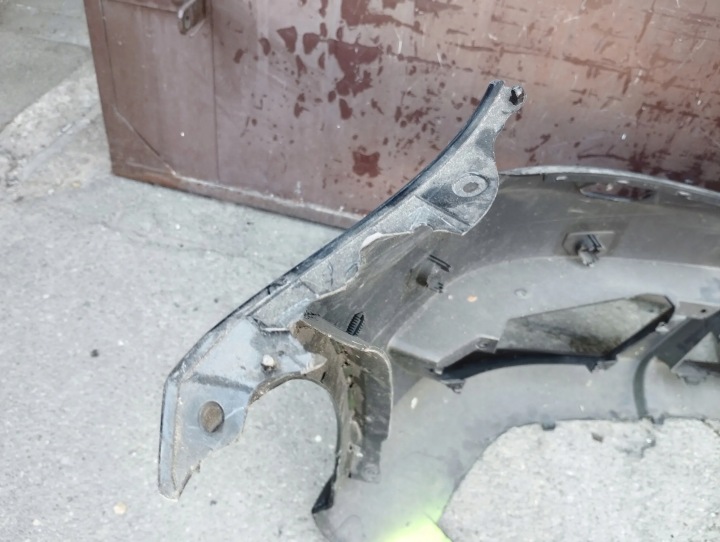 фото №11, Бампер перед mercedes cls w218 6.3 63 amg 2010-2014