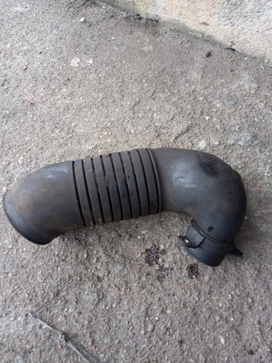 фото №1, Труба повітропровід turbo 8d0129615k vw passat b5 fl 05r 1.9 tdi