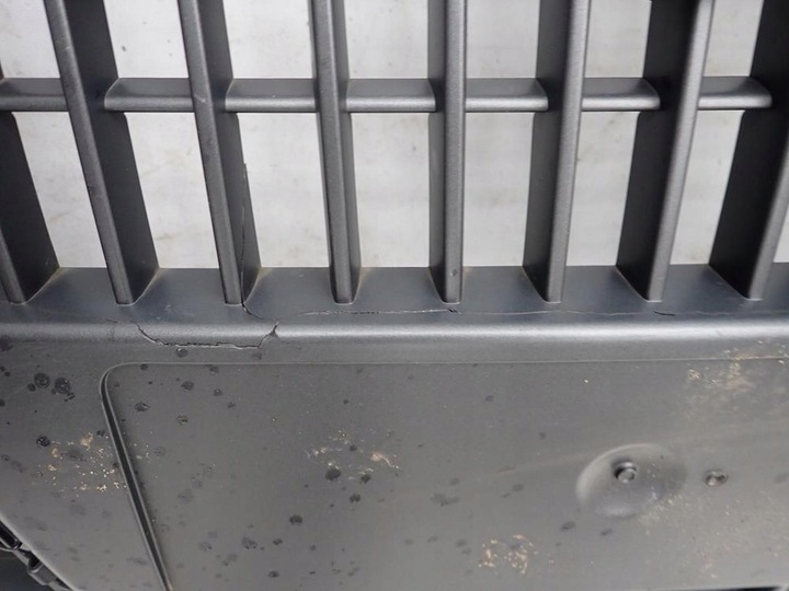 фото №2, Audi q5 i 1 8r 08-12 решітка радіатора решітка