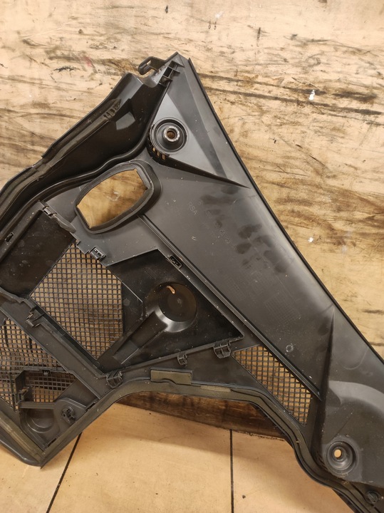 фото №9, Панель під лобовим склом пластиковий ліві c клас w205 205 eu