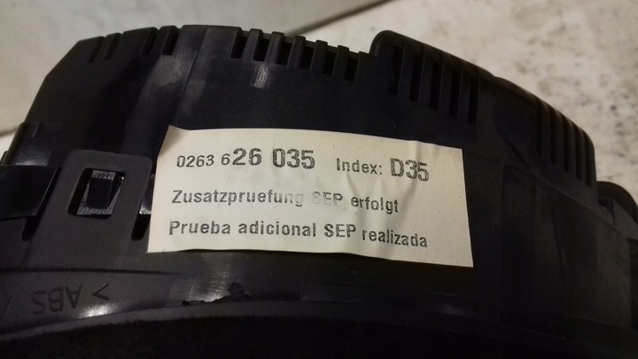 фото №6, Спидометр приборы 8e0920900k 0263626035 audi a4 b6 1.9 tdi 00-