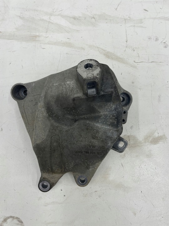 фото №1, 4m0199308be лапи права двигуна audi q7 4m sq7 tdi