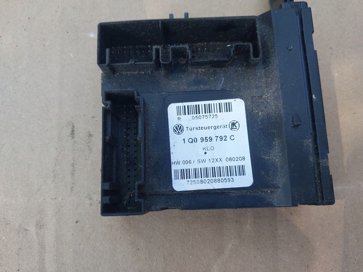 фото №2, Модуль двигун скла vw 1q0959792c