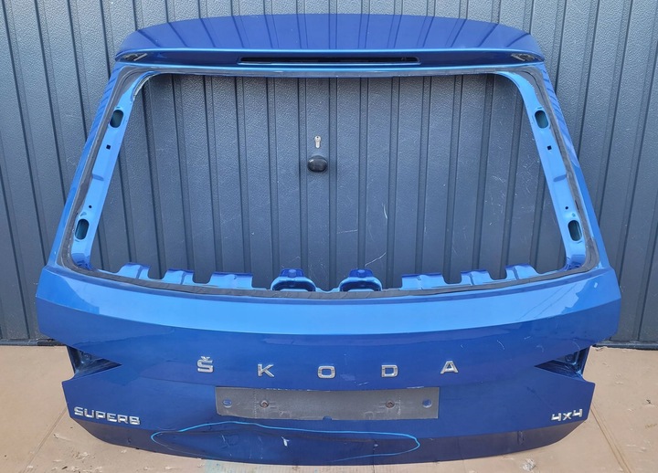 фото №1, Skoda superb iii 3v универсал 15- крышка багажника зад задняя fv