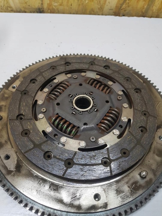 фото №7, Skoda vw seat audi зчеплення диск притиск koło маховики 1.4 16v 03c410031