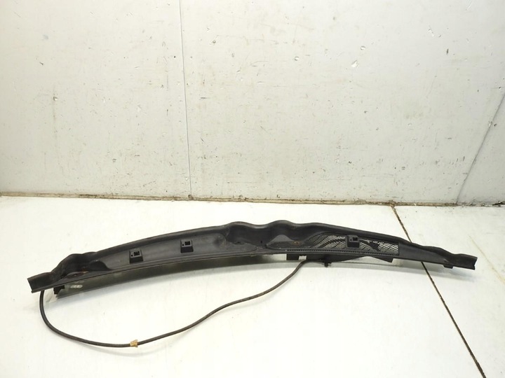 фото №8, Панель под лобовым стеклом mercedes w204 a2048300013