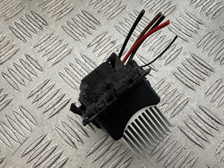 фото №8, Mini резистор резистор вентилятор t1014302u-b