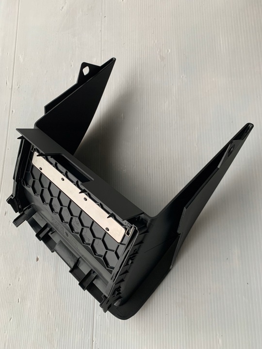 фото №3, Audi a8 d4 4h заглушка защита туннеля блока оригинал