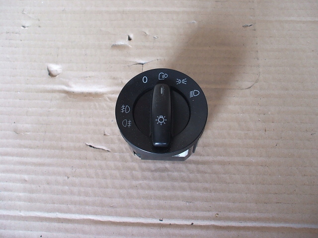 фото №1, Touran перемикач вимикач світла