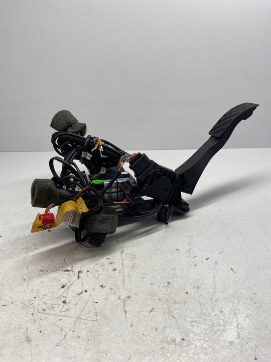 фото №8, Vw touran педаль газа 51723503j