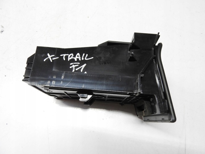 фото №6, Nissan x-trail t31 08-13 держатель na напитки 96965jg00a