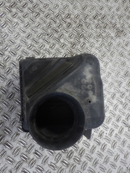 фото №6, Корпус фільтра повітря 300c ii thema 3.0 d crd