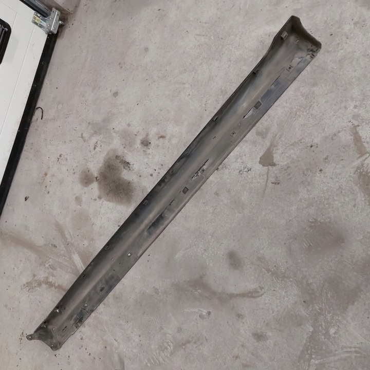 фото №10, Mitsubishi lancer 7 vii планка накладка порогова права mr380004