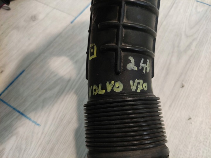 фото №5, Volvo v70 шланг труба воздуховод воздуха 6898050