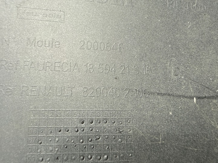 фото №8, Бампер перед передній renault clio iii 185 8200402106