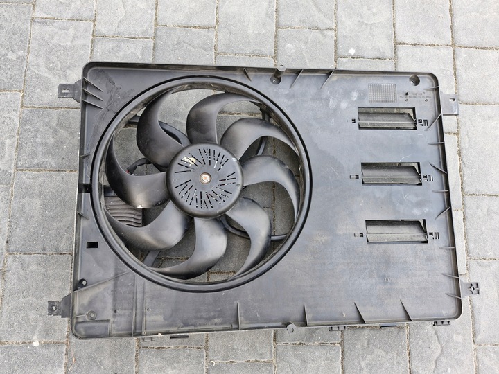 фото №3, Volvo v40 ii вентилятор радиатор оригинал