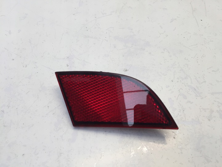 фото №1, Audi a1 ii 82a 20 отражатель бампера левый 82a945105