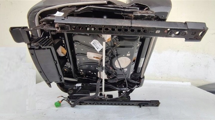 фото №14, Сидіння праві пасажира чорна шкіра audi a4 b8 allroad 8k0881106f