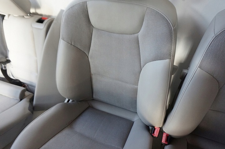 фото №11, Mercedes w204 універсал оббивка сидіння шкіра сидіння диван лівий правий