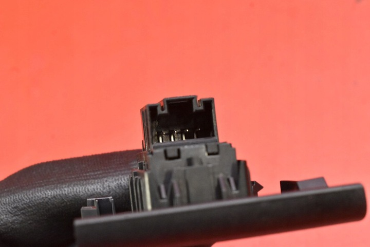 фото №9, Вимикач підйому скла праві перед 5e0959855a skoda octavia 3 iii 13-17