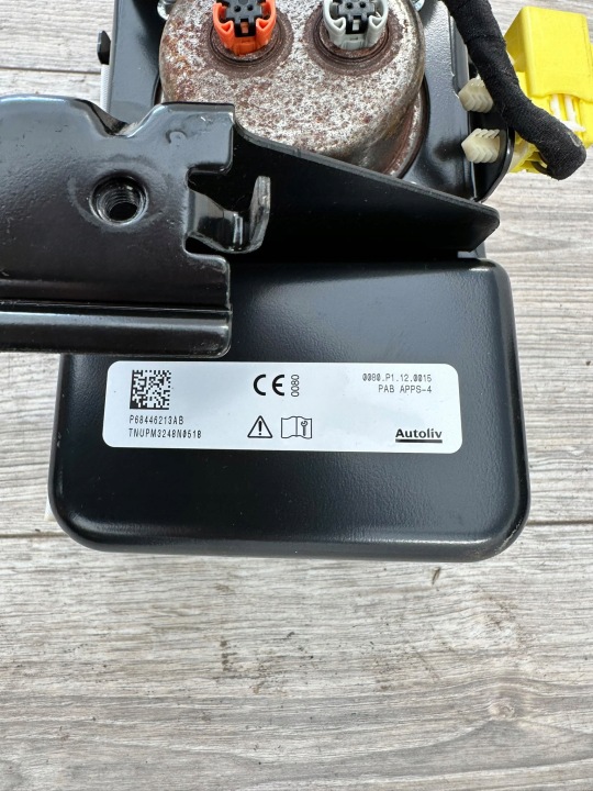 фото №5, Dodge ram 1500 v 2019- подушка капот панелі 68446213ab