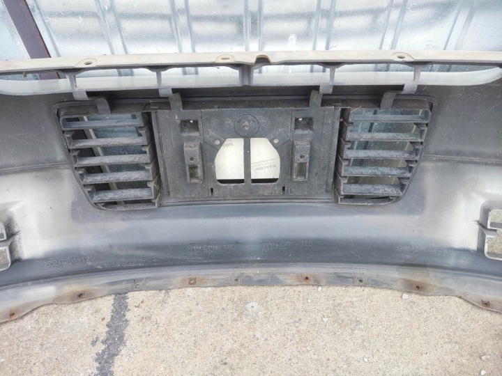 фото №11, Бампер перед nissan elgrand i e50 62022-ve000