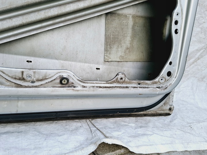 фото №13, Дверь перед передние левая vw passat b6 3c0 2005-2010 серебряный la7w