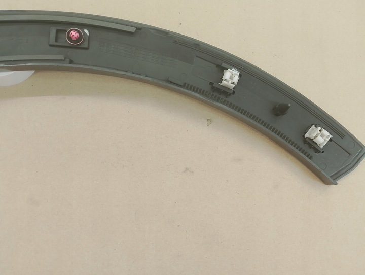 фото №10, Audi q8 4m8 планка накладка крыльев правый зад серп