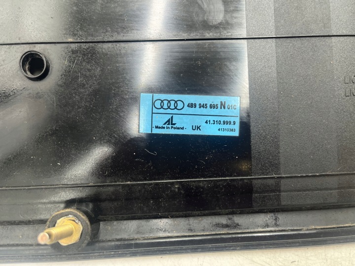 фото №11, Накладка крышки багажника audi a6 c5 универсал allroad 4b9945695n