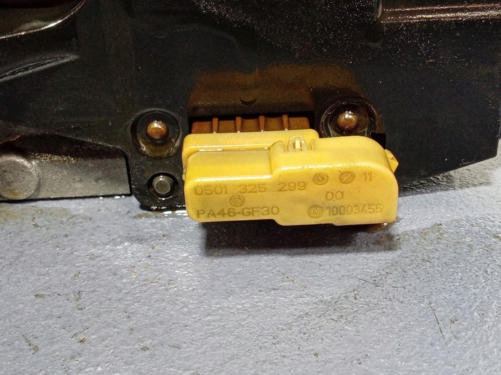 фото №7, Bmw g20 g21 2.0d блок керування мехатроніка коробки 8hp51x 0260550144