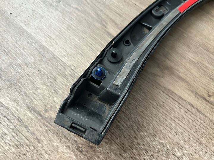 фото №14, Audi q3 8u s-line 11-18 планка крила праві зад пофарбована 8u0 оригінал