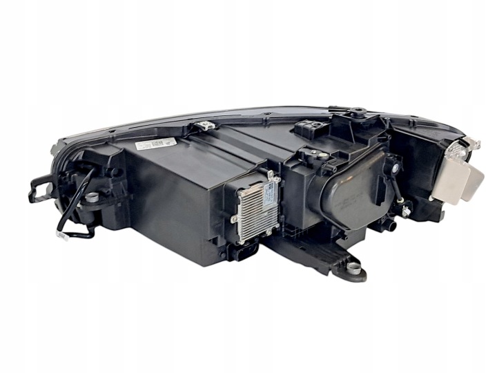 фото №14, Комплектные лампы перед левая правая vw passat b9 полный led новое oem номер 3j1941005
