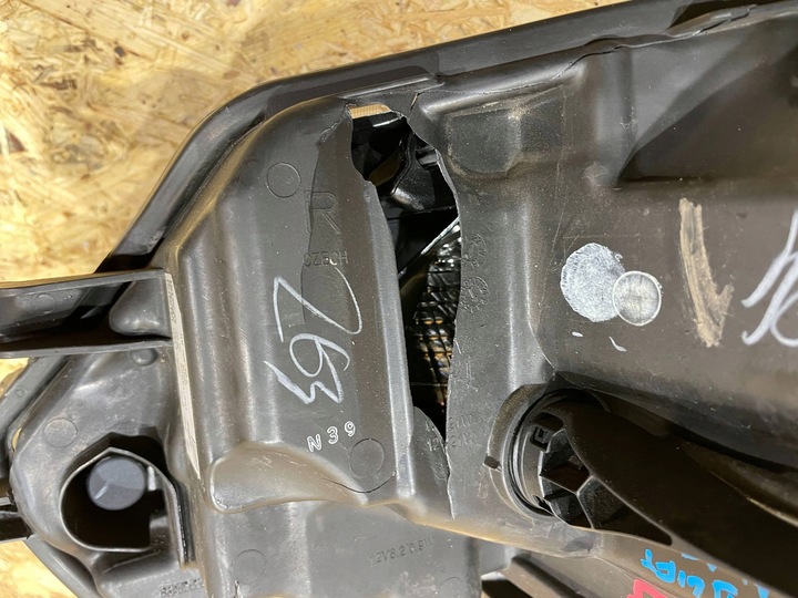 фото №9, Nissan qashqai ii 2 j11 рестайлінг 17-21 лампа права перед передня звичайна led