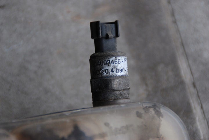 фото №4, Бачок расширительный датчик iveco daily 00-06r