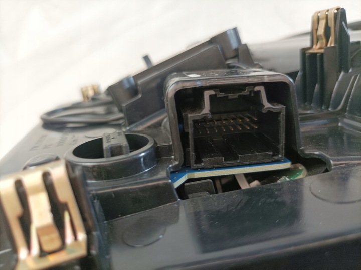 фото №12, Jeep grand cherokee wk2 19 лампа стеля usa