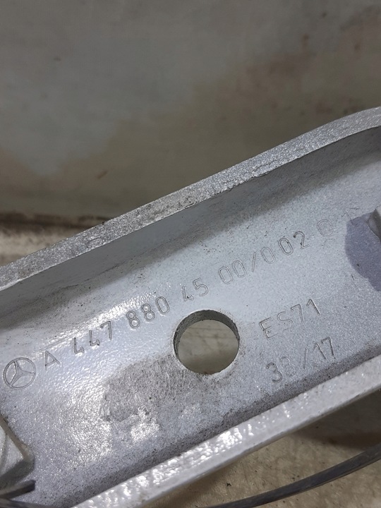 фото №7, Петля капота праві лівий mercedes vito w447 комплект