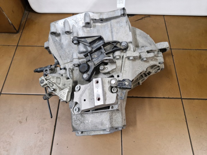 фото №9, Citroen c4 cactus peugeot 2008 1 i 1.2 thp коробка передач механическая коробка передач 6b 20ea72