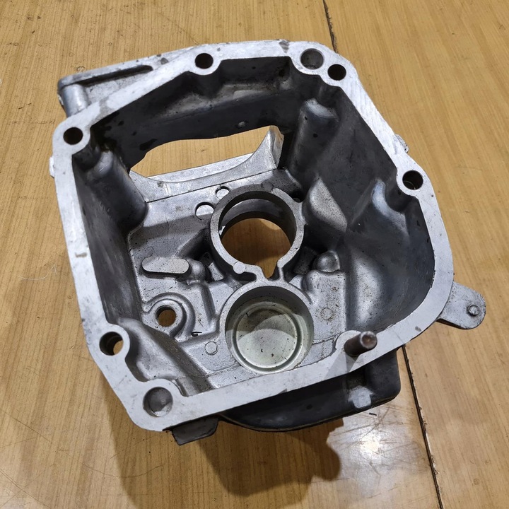 фото №6, Fiat 125p fso polonez корпус коробки коробки передач корпус новая !