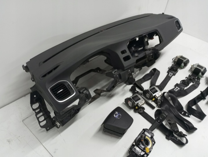 фото №7, Консоль pulpit торпедо volvo v60