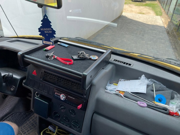 фото №10, Полиця столик na капот автобус volkswagen t4 transporter, caravelle