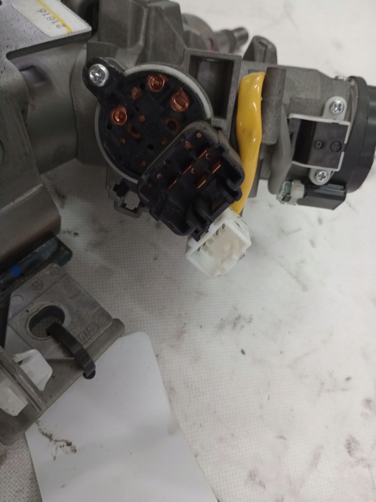 фото №11, Mitsubishi space star 2021 усилитель электрические замок зажигания 8633a104 европа